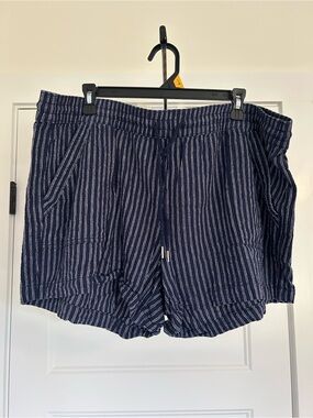 St. John's Bay Navy with White Pinstripe Casual Linen Blend Shorts